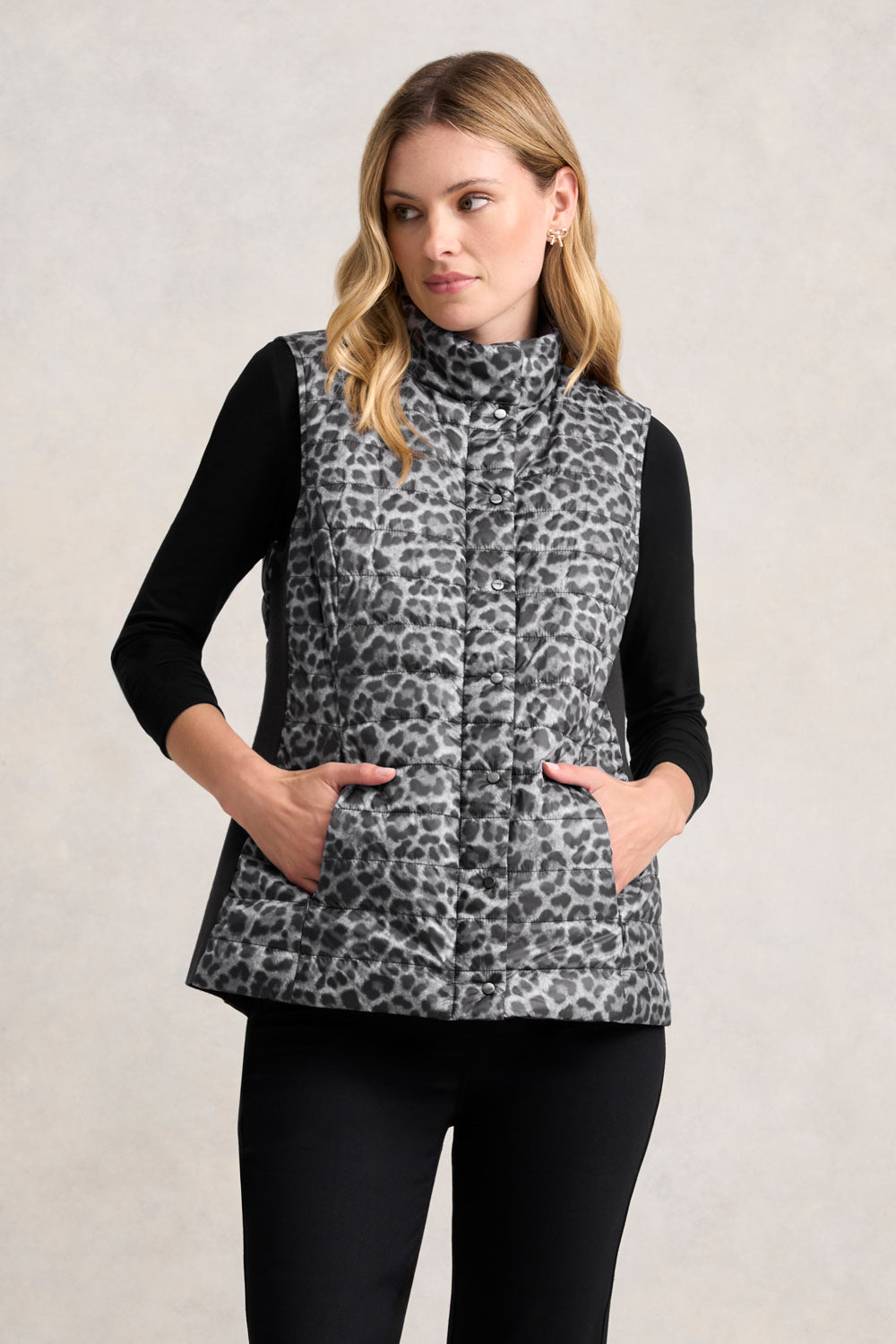 Reversible Puffer Vest - Black Leopard